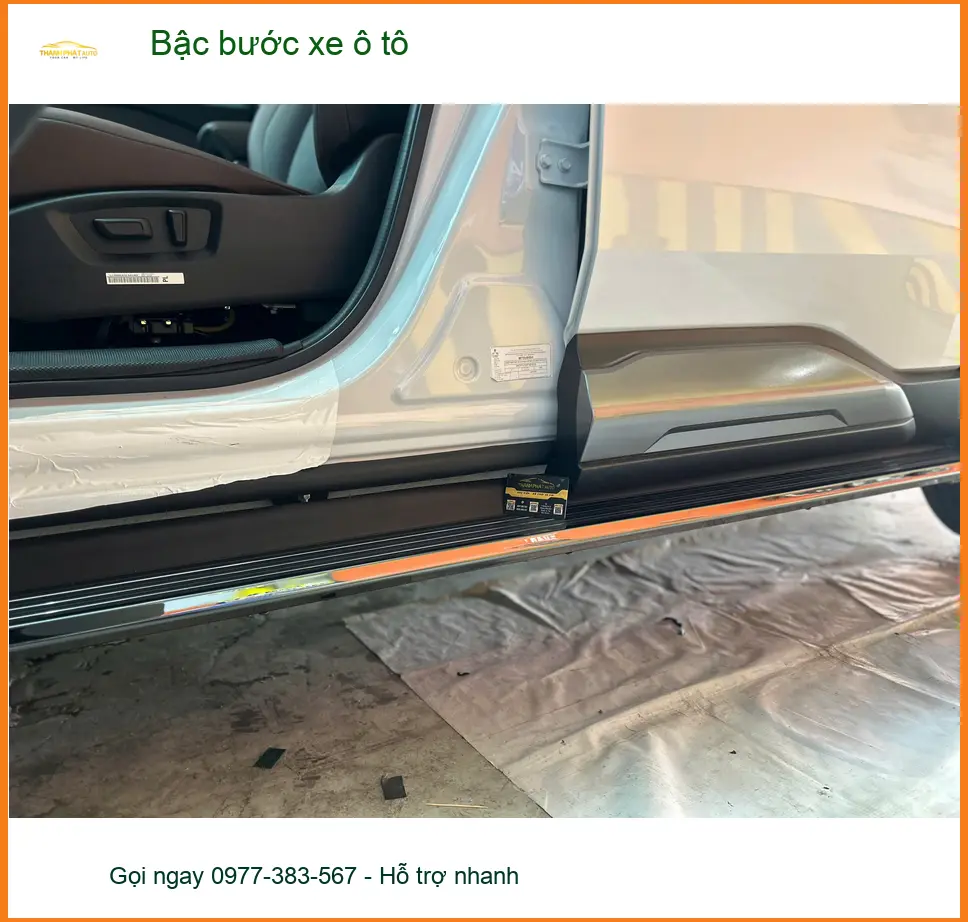Anh Đức Bảo lắp bậc bước xe ô tô Kia Sorento cho gia đình tại Quận 11. ảnh thực tế 2