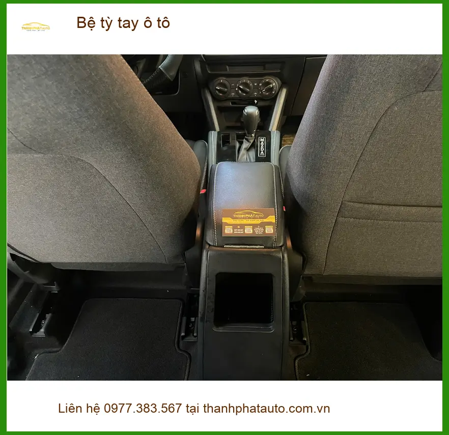 Anh Khang lắp bệ tỳ tay ô tô cho Hyundai Creta tại Quận 2 để lái xe thoải mái hơn ảnh thực tế 2