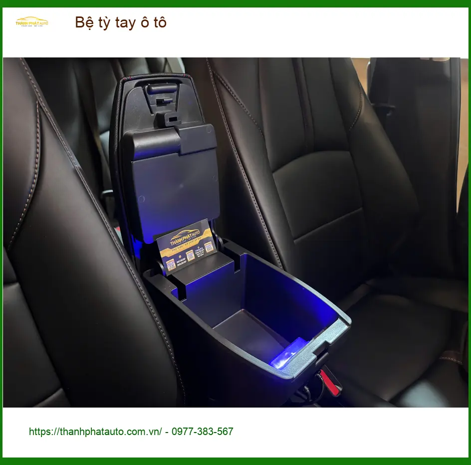 Chị Thanh lắp bệ tỳ tay ô tô cho Kia Sonet tại Quận 5 tiện lợi hơn ảnh thực tế 4