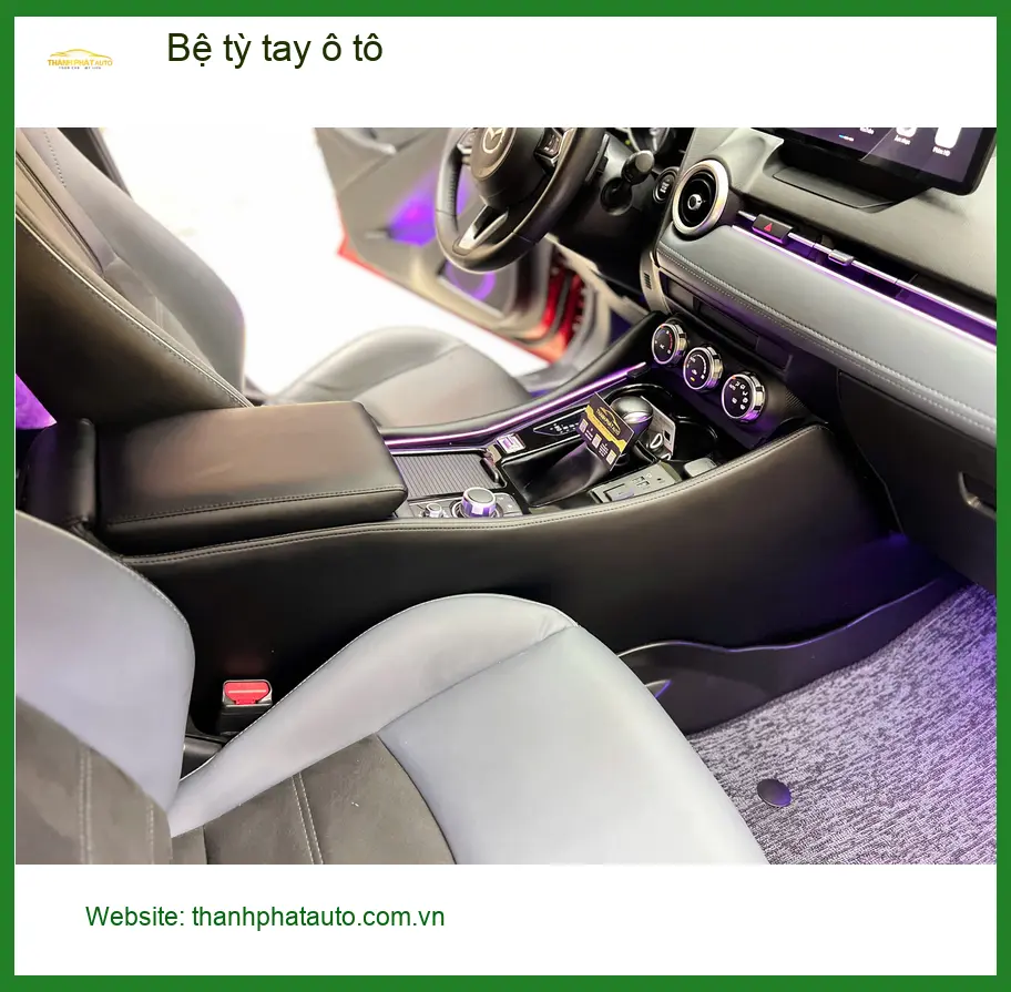 Anh Khang lắp bệ tỳ tay ô tô cho Hyundai Creta tại Quận 2 để nội thất thêm tiện nghi