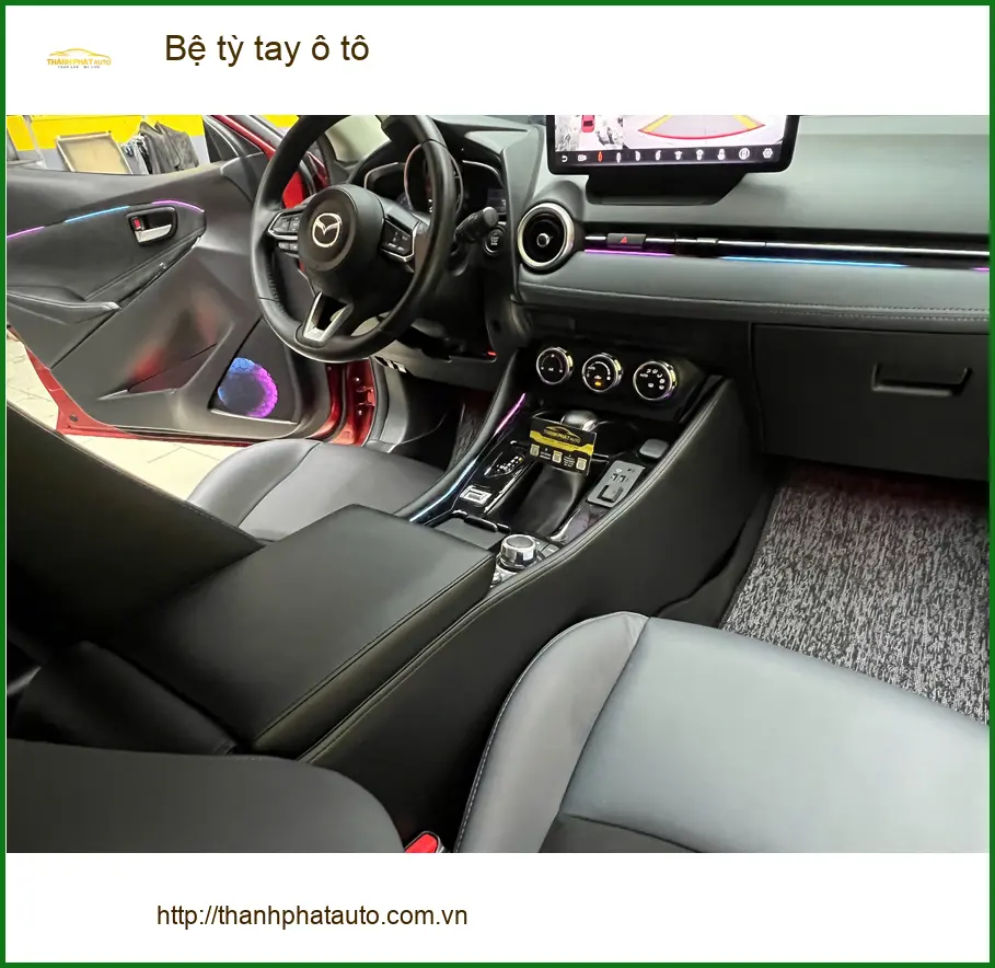 Anh Khang lắp bệ tỳ tay ô tô cho Hyundai Creta tại Quận 2 để nội thất thêm tiện nghi ảnh thực tế 2