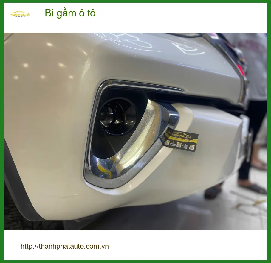 Chị Thanh độ bi gầm ô tô Hyundai Accent tại Quận Tân Phú vì đèn zin yếu ảnh thực tế 2