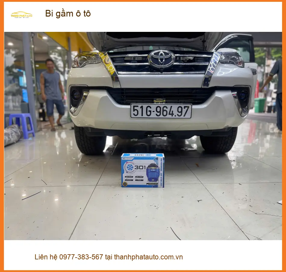 Anh Khải nâng cấp bi gầm ô tô Mitsubishi Triton tại Quận 2 do đèn zin yếu