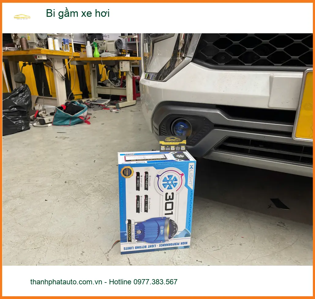 Anh Kiên độ bi gầm xe Hyundai Creta tại Quận 10 vì đèn zin yếu sáng