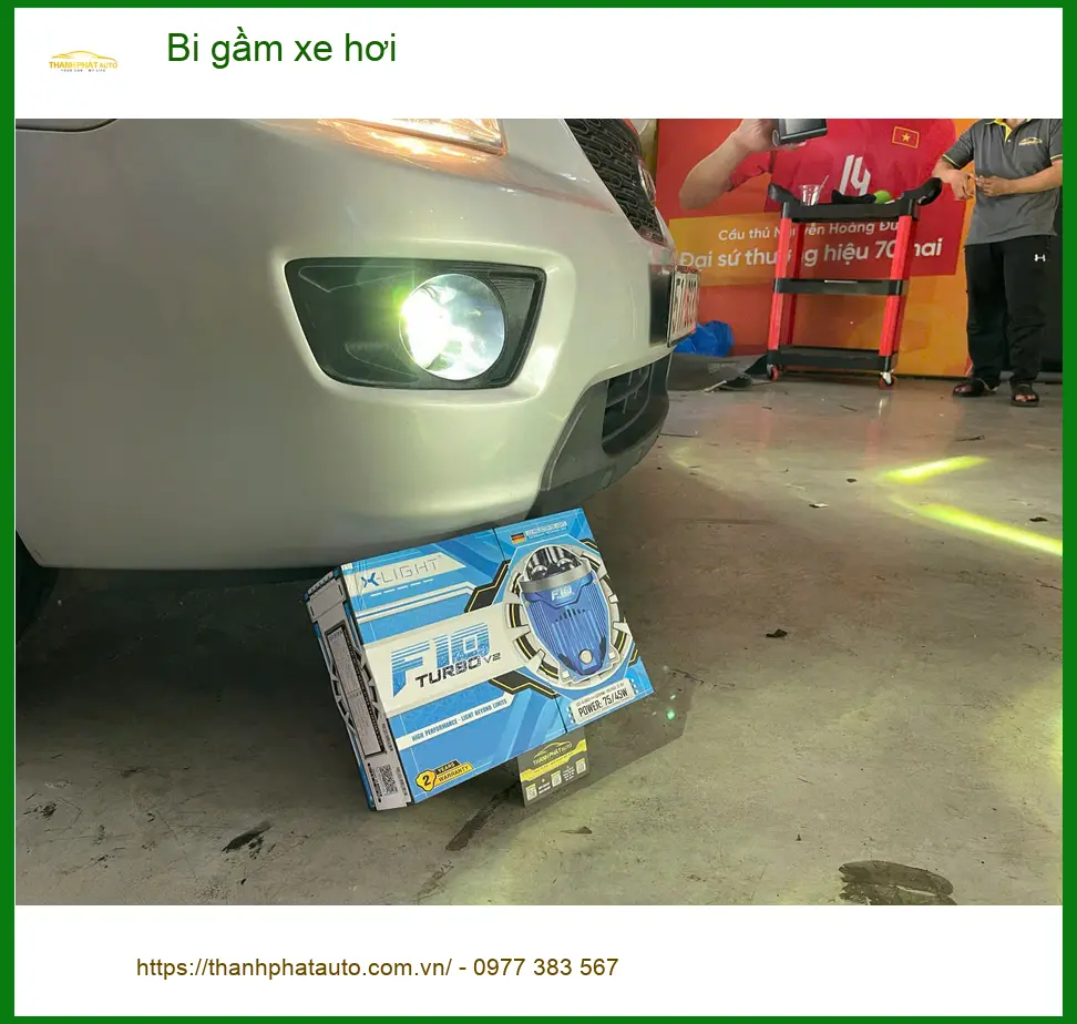 Anh Tùng độ bi gầm xe hơi Hyundai Santa Fe tại Quận 2 uy tín