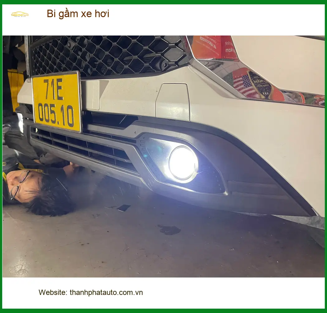 Anh Minh lắp bi gầm cho Hyundai Elantra tại Quận Phú Nhuận vì đèn pha mờ