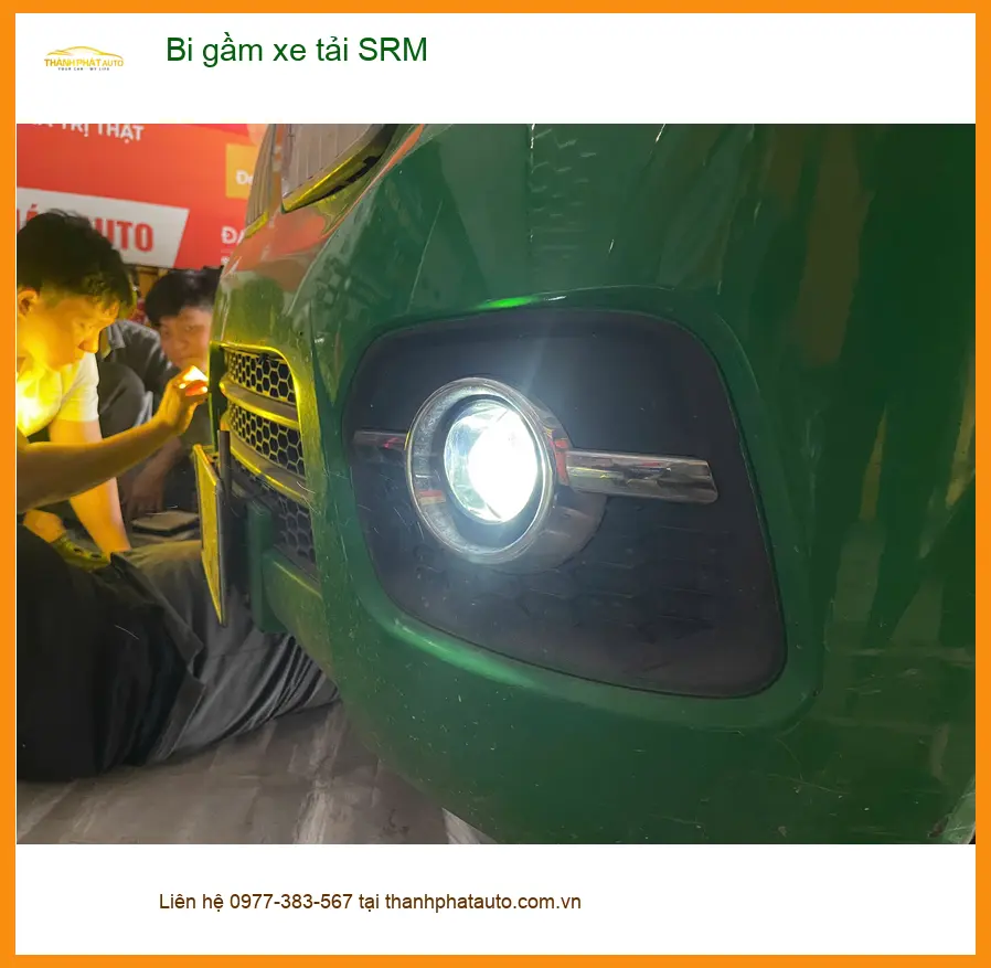Anh Khải độ bi gầm xe tải SRM tại Quận 3 để đảm bảo an toàn khi di chuyển trong điều kiện thiếu sáng ảnh thực tế 3