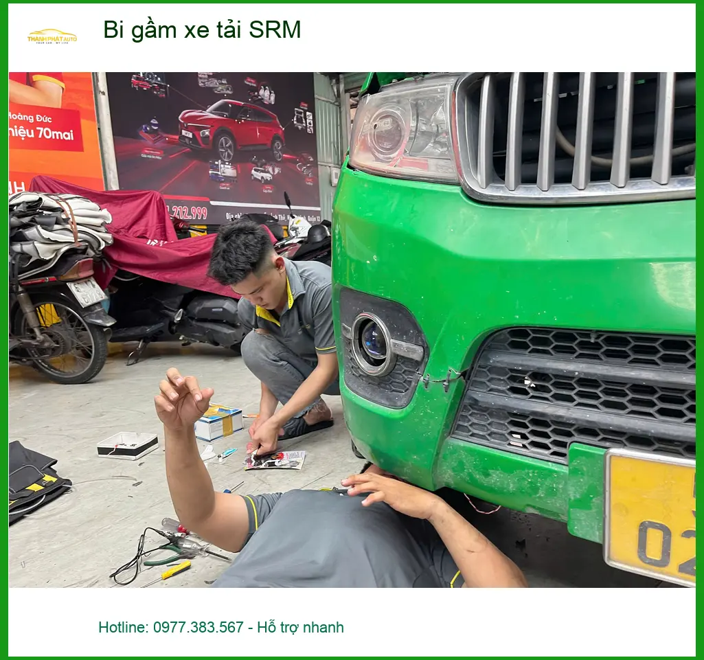 Anh Khải độ bi gầm xe tải SRM tại Quận 3 để đảm bảo an toàn khi di chuyển trong điều kiện thiếu sáng ảnh thực tế 4