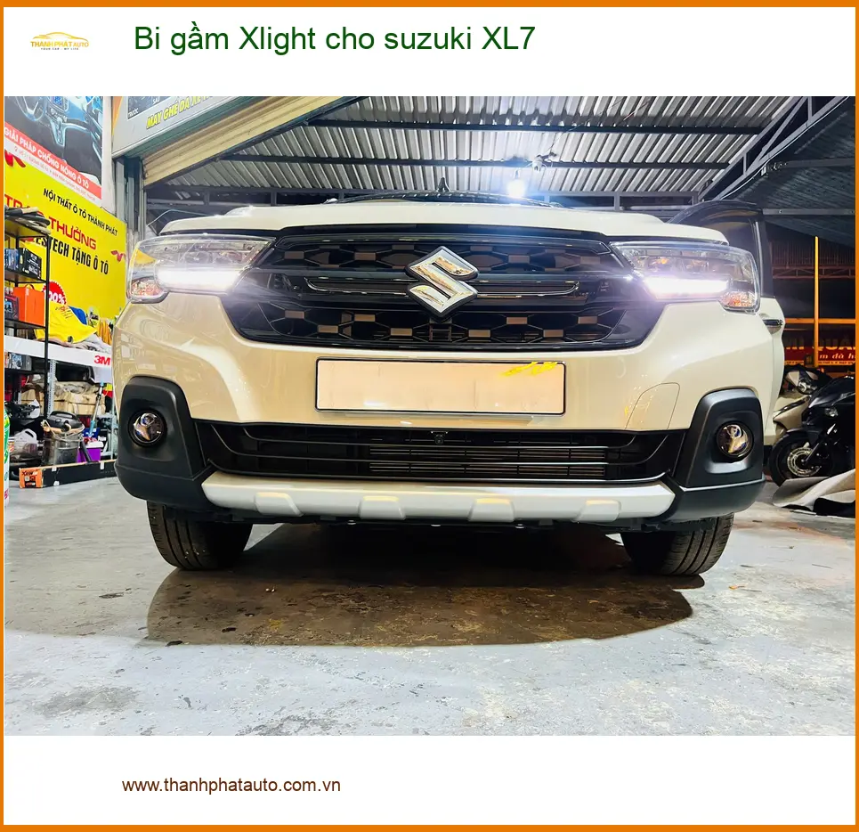Anh Bình độ bi gầm Xlight cho Suzuki XL7 ở Cần Giờ do đèn zin yếu
