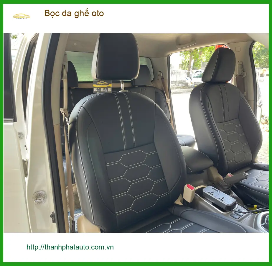 Anh Phong bọc da ghế ô tô tại Quận 3 cho chiếc Hyundai Santa Fe ảnh thực tế 3