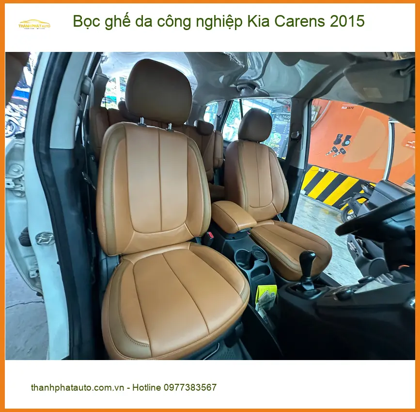Chị Loan bọc ghế da công nghiệp Kia Carens 2015 tại Quận Tân Phú giá tốt ảnh thực tế 2