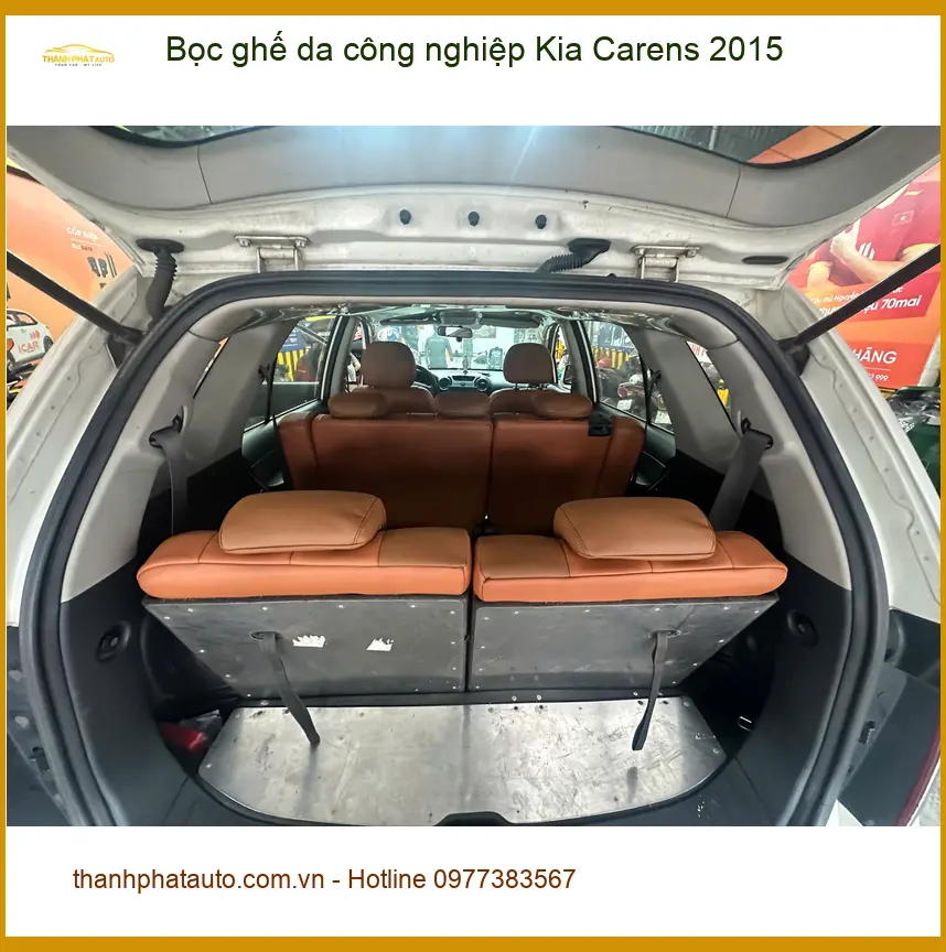 Chị Loan bọc ghế da công nghiệp Kia Carens 2015 tại Quận Tân Phú giá tốt ảnh thực tế 3