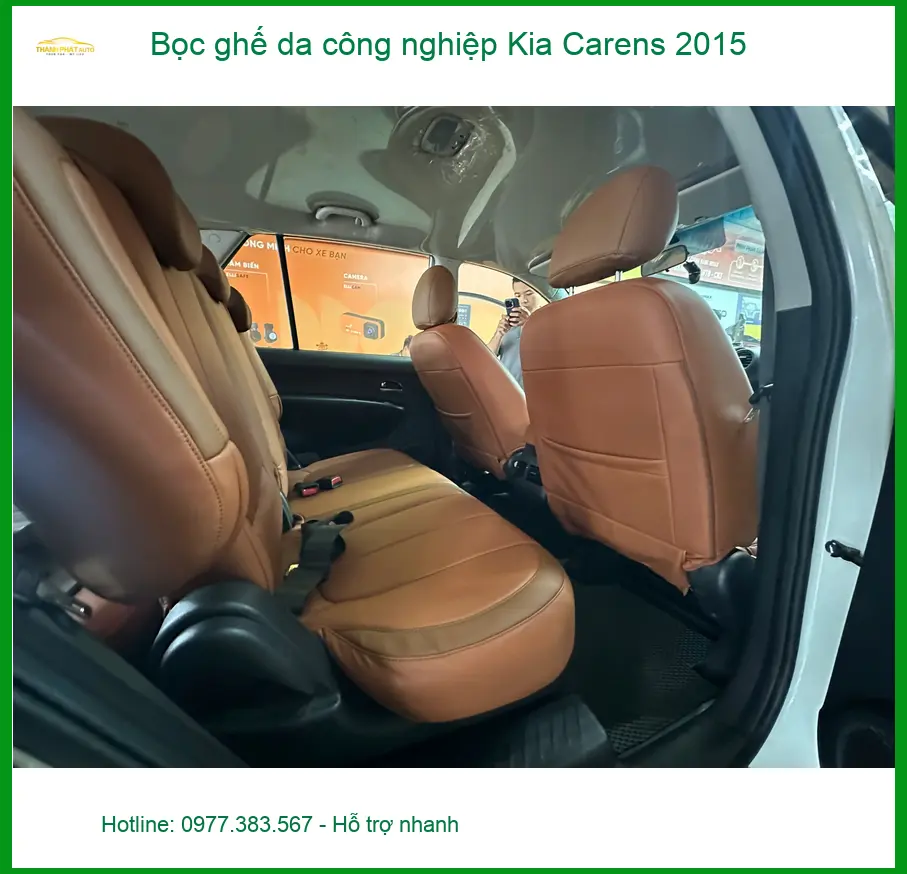 Cô Thảo bọc ghế da công nghiệp Kia Carens 2015 tại Bình Thạnh để tân trang nội thất ảnh thực tế 2