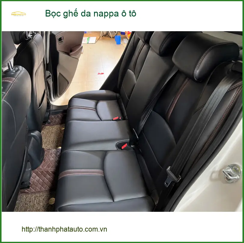 Bác An bọc ghế da nappa ô tô cho Hyundai SantaFe tại Quận 5 để nội thất sang trọng hơn ảnh thực tế 3