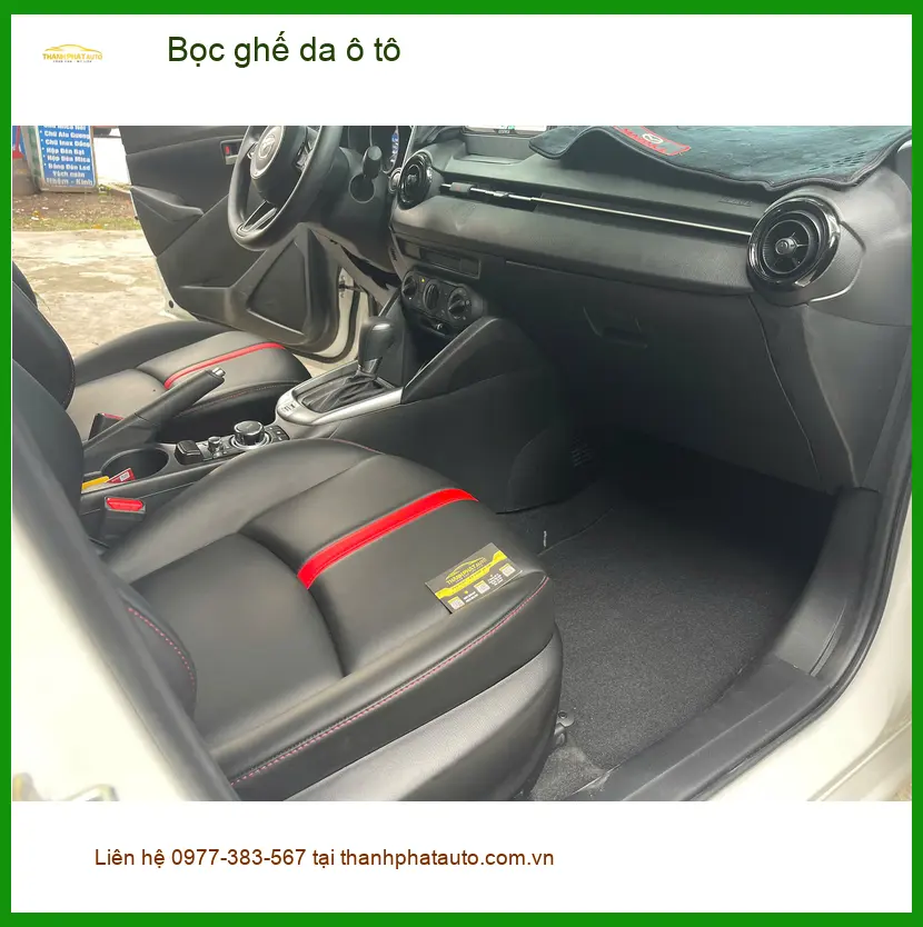 Cô Thảo bọc ghế da ô tô Mazda CX-5 tại Quận 2 để nâng tầm không gian nội thất xe ảnh thực tế 2