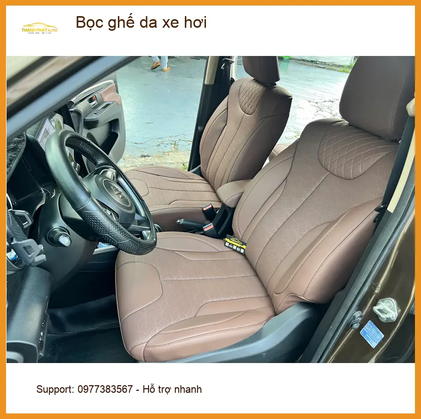 Anh Minh bọc ghế da xe Honda CRV tại Quận 4 vì ghế cũ đã sờn rách ảnh thực tế 2