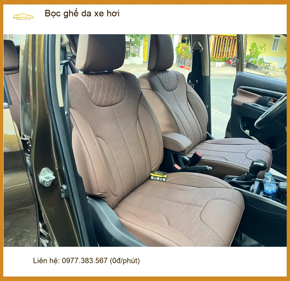 Anh Minh bọc ghế da xe Honda CRV tại Quận 4 vì ghế cũ đã sờn rách ảnh thực tế 3