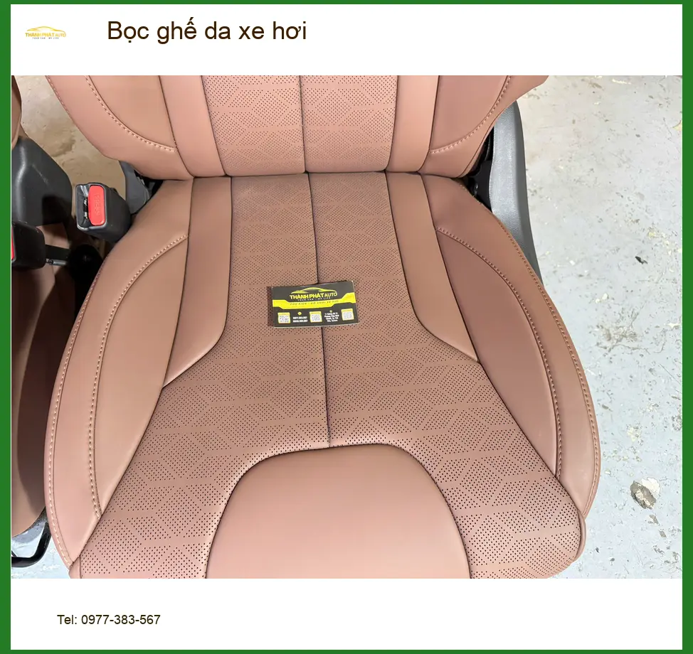 Chú Lợi bọc ghế da xe hơi Hyundai Santa Fe tại Quận 11 vì ghế cũ đã sờn rách nhiều ảnh thực tế 4