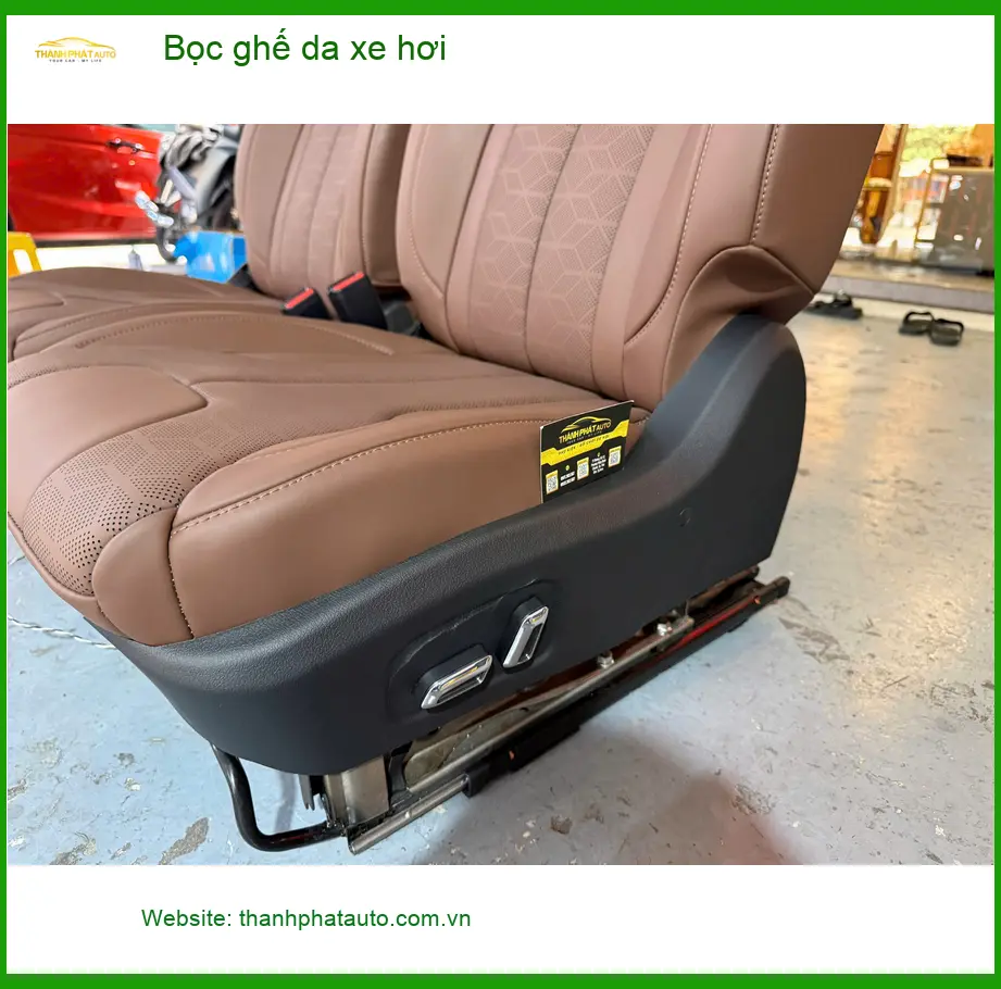 Anh Khải bọc ghế da xe hơi Hyundai Accent tại Quận 12 để nội thất sang trọng hơn ảnh thực tế 3