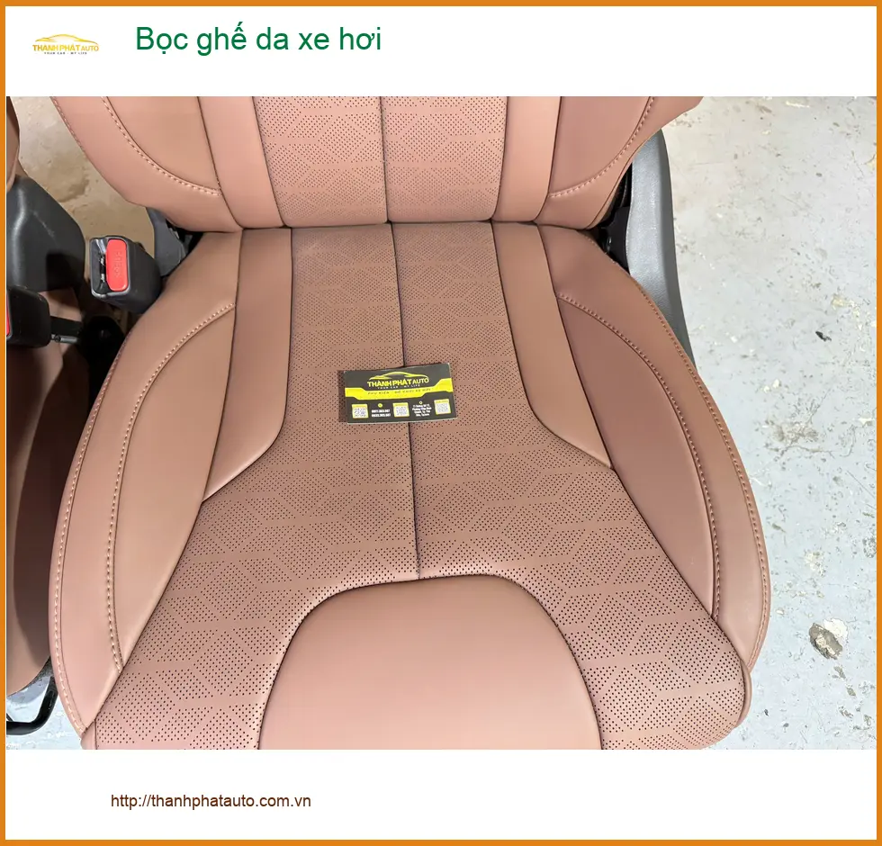 Cô Hạnh bọc ghế da xe hơi Hyundai Kona Quận 6 giúp xe luôn sạch đẹp ảnh thực tế 2