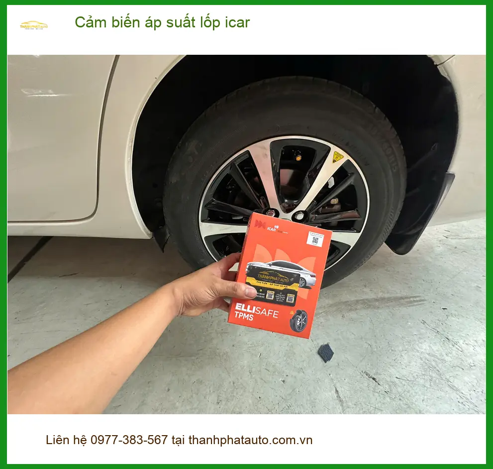 Chú Lực lắp cảm biến áp suất lốp icar cho xe tại Bình Chánh, an toàn ảnh thực tế 2