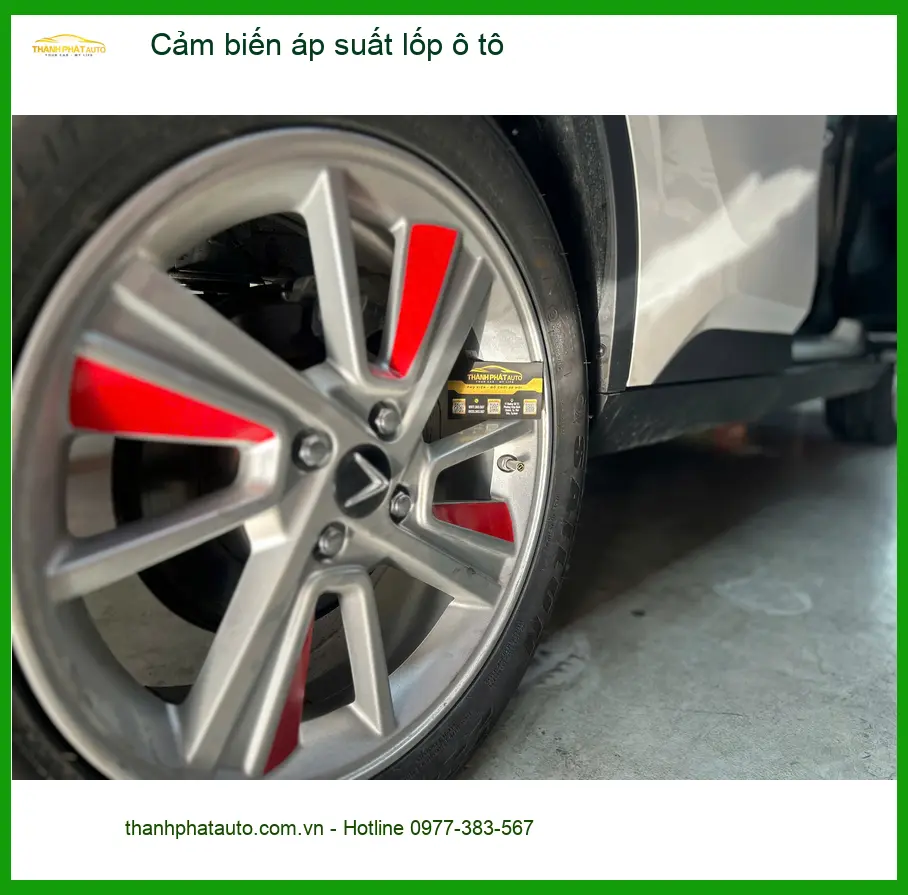 Anh Hưng lắp cảm biến áp suất lốp ô tô Suzuki XL7 Quận 12 để an tâm lái xe đường dài ảnh thực tế 3