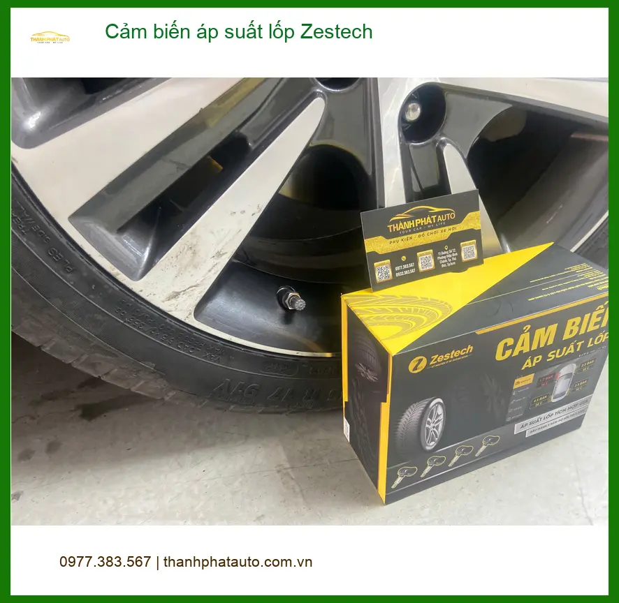Chú Hùng lắp cảm biến áp suất lốp Zestech cho Mazda 3 tại Củ Chi ảnh thực tế 2