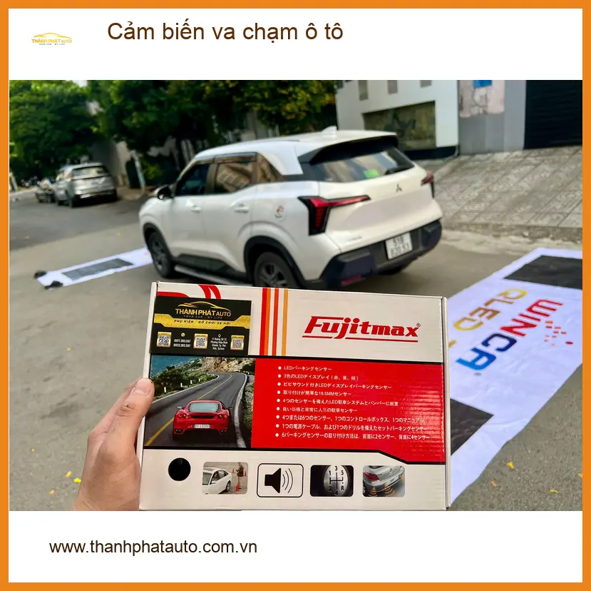 Chị Mai Anh lắp cảm biến va chạm ô tô cho Honda CRV ở Quận 9 ảnh thực tế 4