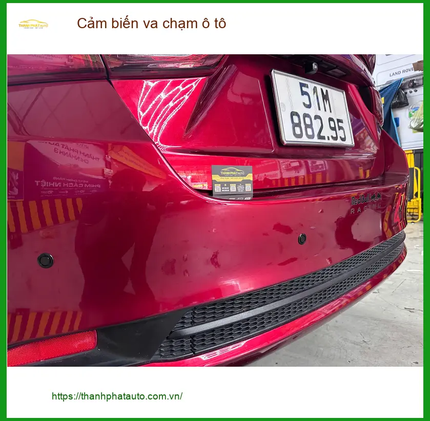 Anh Quốc Bảo lắp cảm biến va chạm ô tô cho Mazda CX-5 tại Bình Chánh tránh va quẹt ảnh thực tế 3