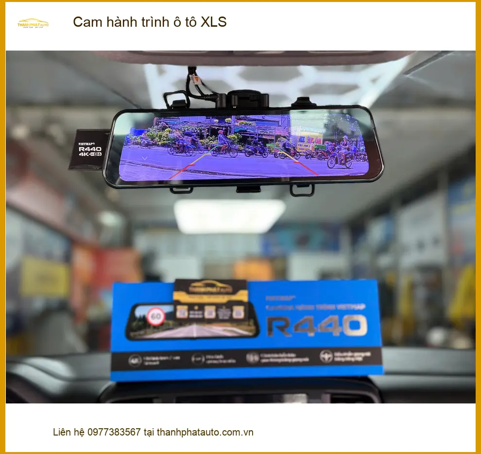 Anh Minh lắp cam hành trình ô tô XLS cho Hyundai Accent tại Quận 10.