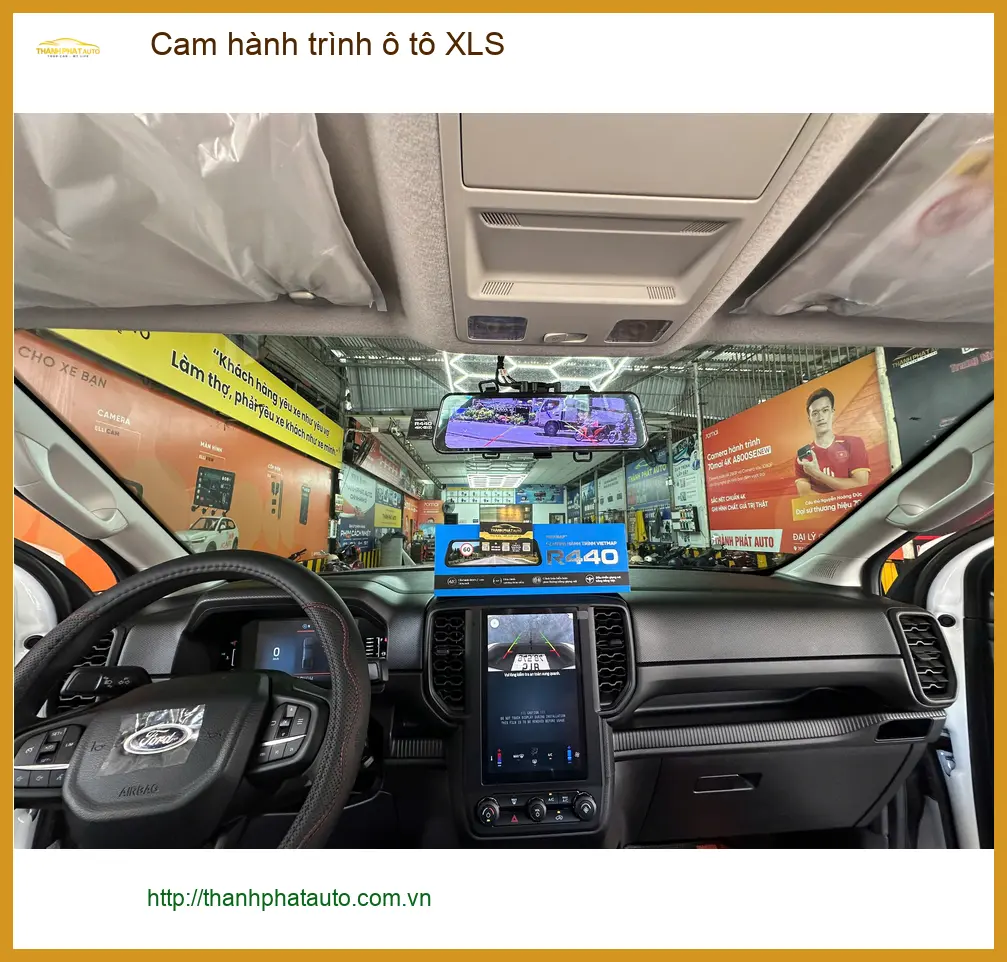Anh Minh lắp cam hành trình ô tô XLS cho Hyundai Accent tại Quận 10. ảnh thực tế 3