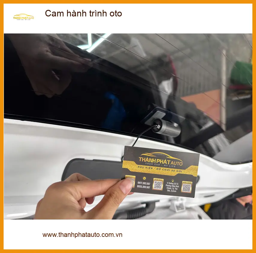 Anh Khải lắp cam hành trình ô tô cho Honda CRV tại Quận 2 để an tâm lái xe ảnh thực tế 4