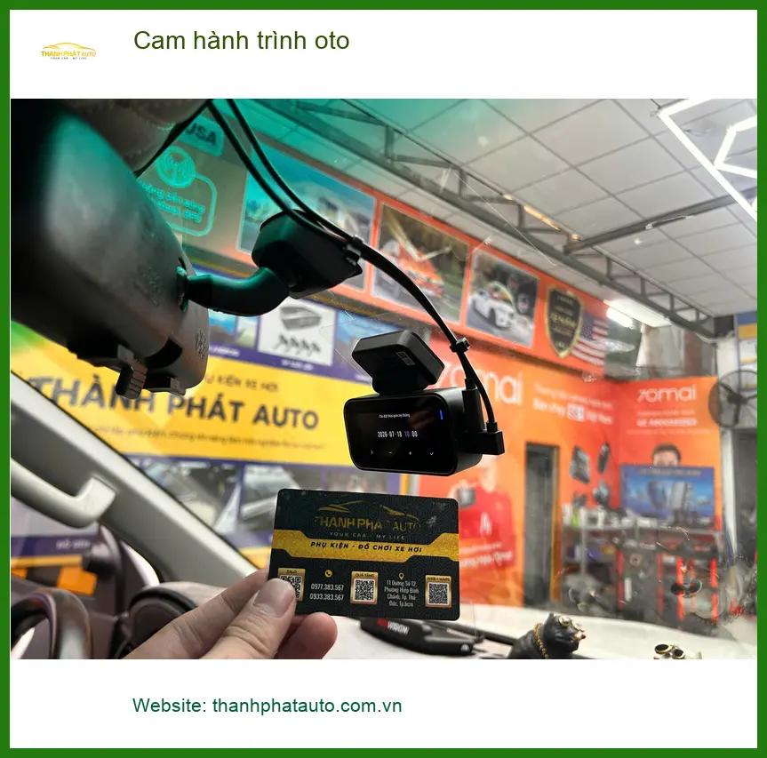 Anh Đạt lắp cam hành trình oto cho Hyundai Accent tại Quận 10 vì cần bằng chứng khi va chạm