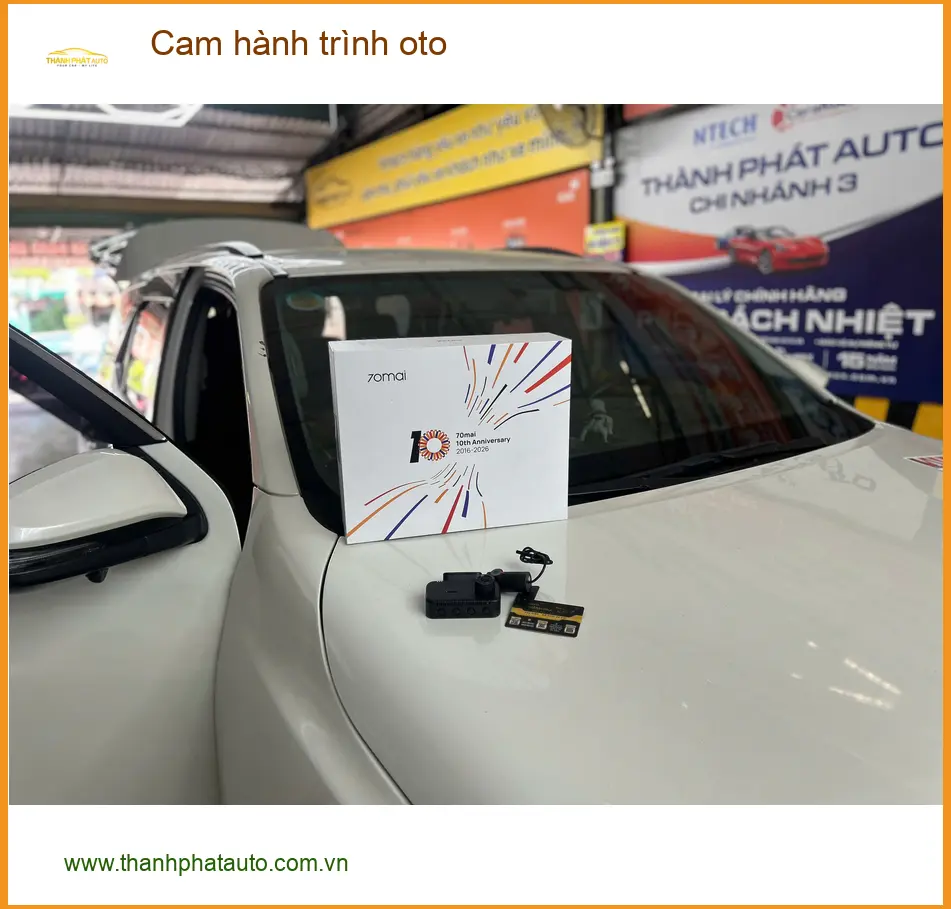 Anh Đạt lắp cam hành trình oto cho Hyundai Accent tại Quận 10 vì cần bằng chứng khi va chạm ảnh thực tế 3
