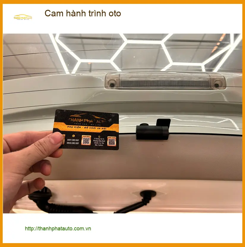 Anh Đạt lắp cam hành trình oto cho Hyundai Accent tại Quận 10 vì cần bằng chứng khi va chạm ảnh thực tế 4