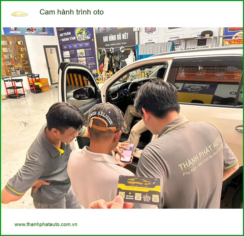 Chị Mai lắp cam hành trình oto Mazda CX-5 tại Quận 5, đảm bảo an toàn ảnh thực tế 3
