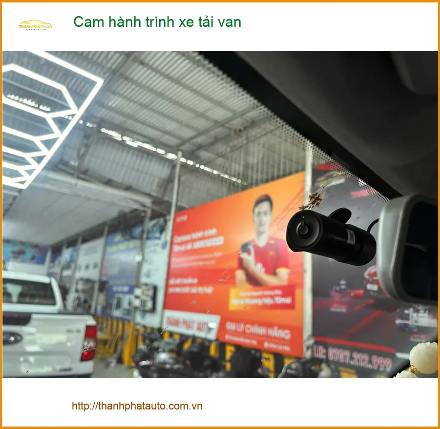 Anh Phước lắp cam hành trình cho Hyundai H150 Van tại Hóc Môn để ghi lại lộ trình ảnh thực tế 3