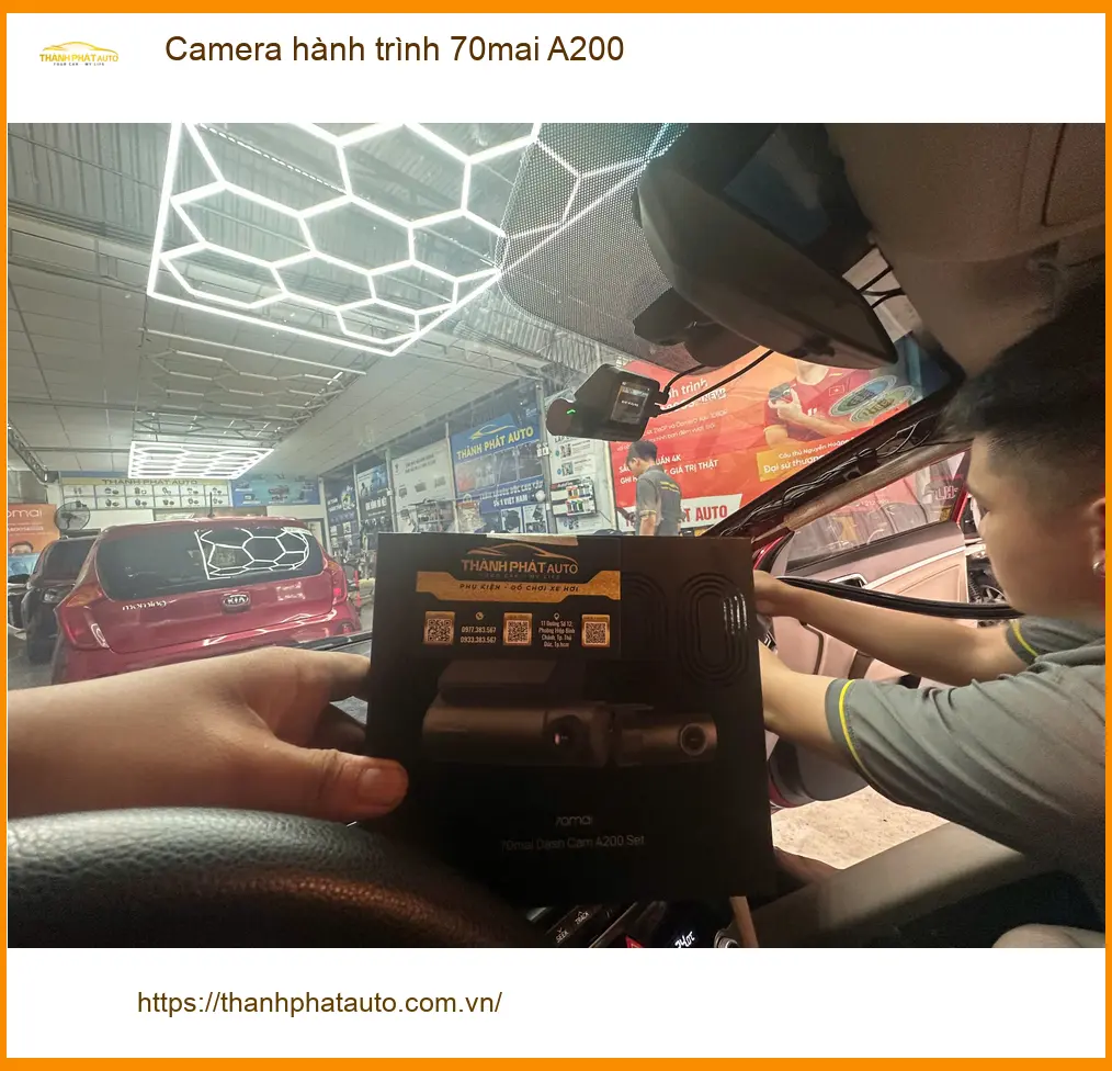 Anh Trọng lắp Camera hành trình 70mai A200 cho Toyota Vios tại Quận 8