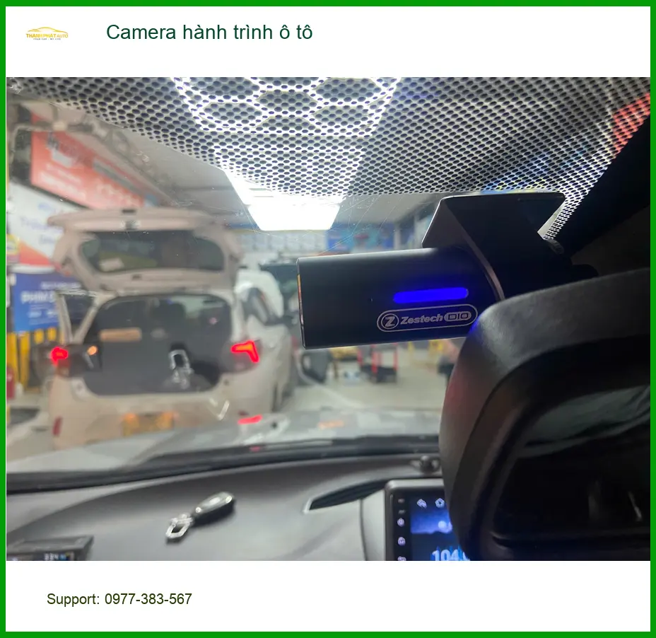 Anh Quang lắp Camera hành trình ô tô Kia Carnival tại Gò Vấp an tâm lái xe ảnh thực tế 2