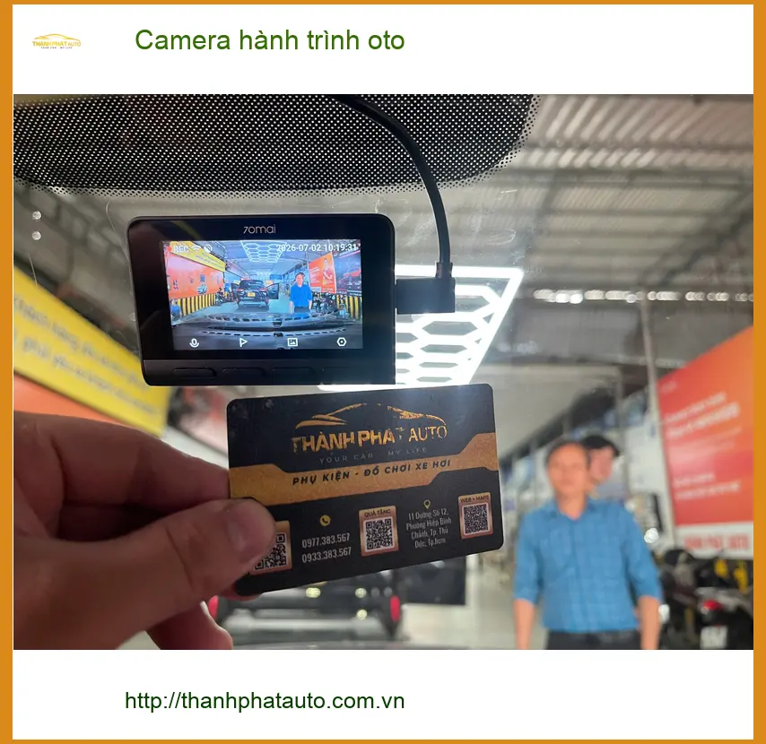 Anh Khang lắp Camera hành trình ô tô cho Hyundai Accent tại Quận 1