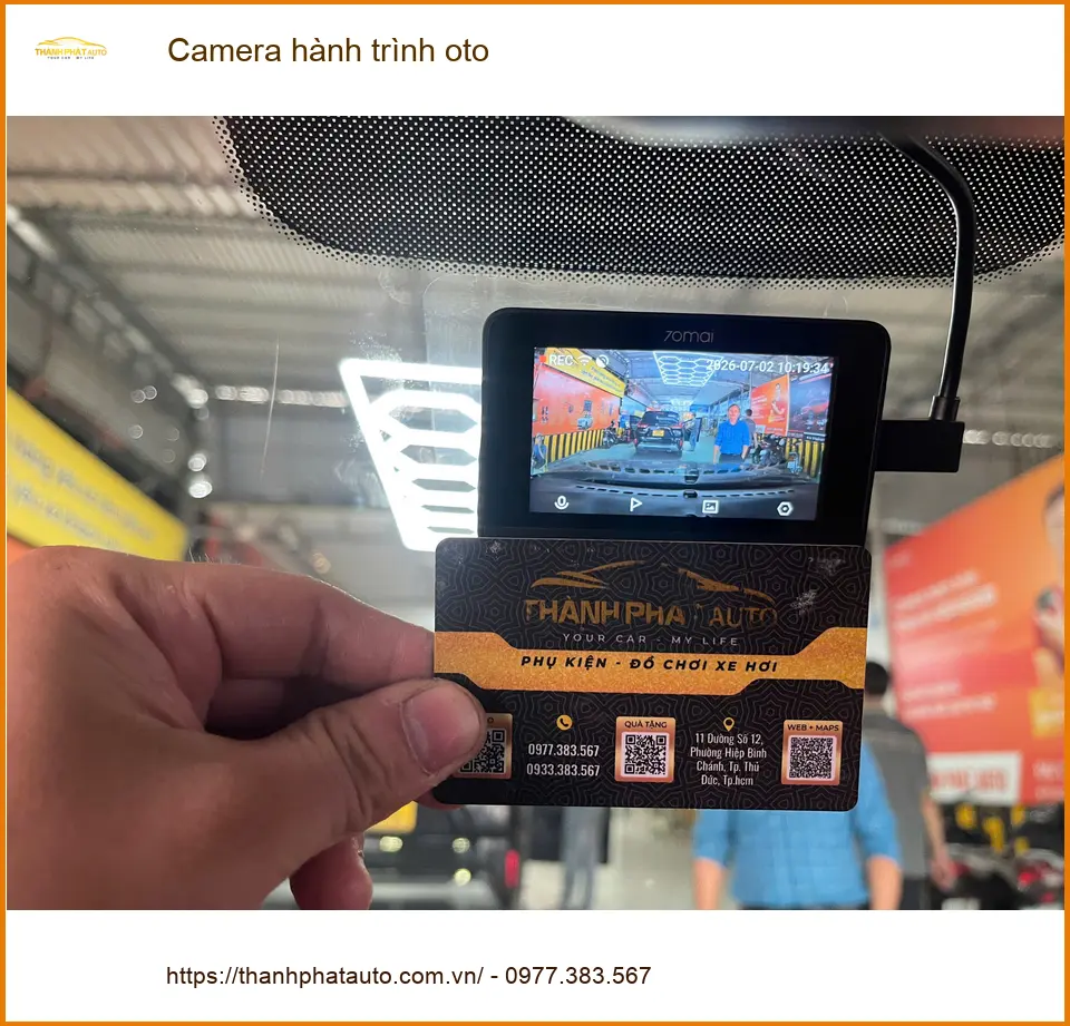 Anh Đăng lắp Camera hành trình oto cho Hyundai Accent ở Quận Phú Nhuận ảnh thực tế 2