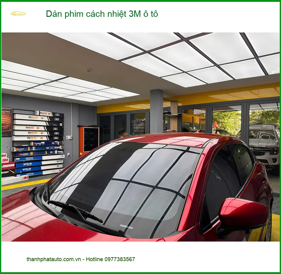 Anh Trọng dán phim cách nhiệt 3M cho Toyota Camry tại Quận 9 chống nóng mùa hè ảnh thực tế 2