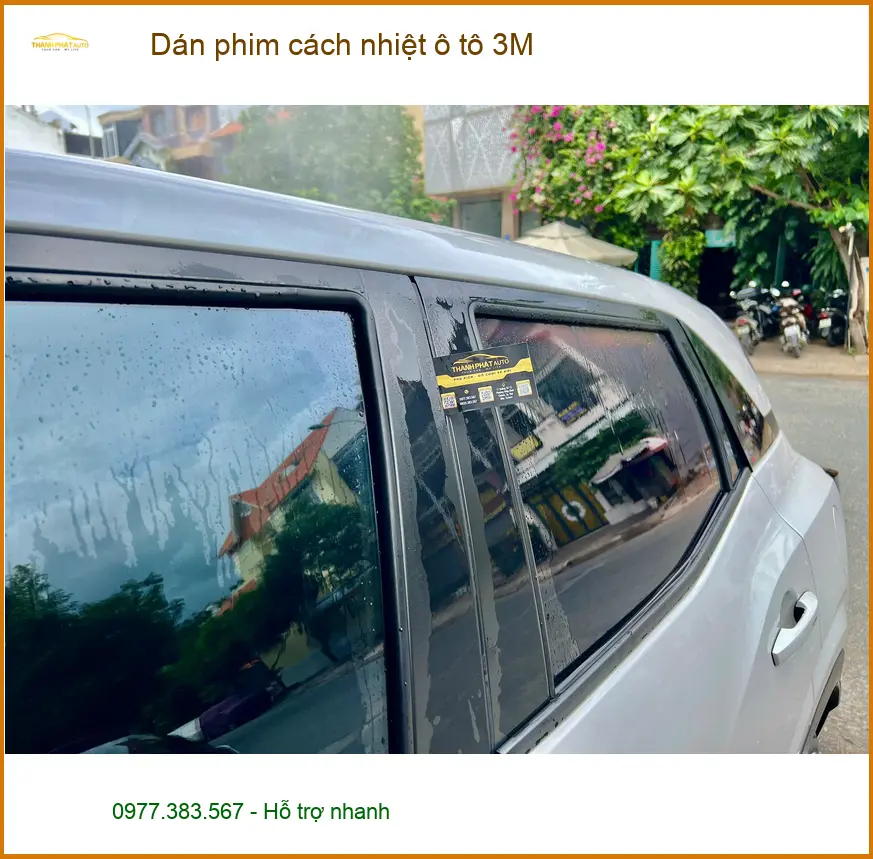 Anh Tấn dán phim cách nhiệt ô tô 3M cho Hyundai Accent chống nóng hiệu quả tại Quận 3 ảnh thực tế 2