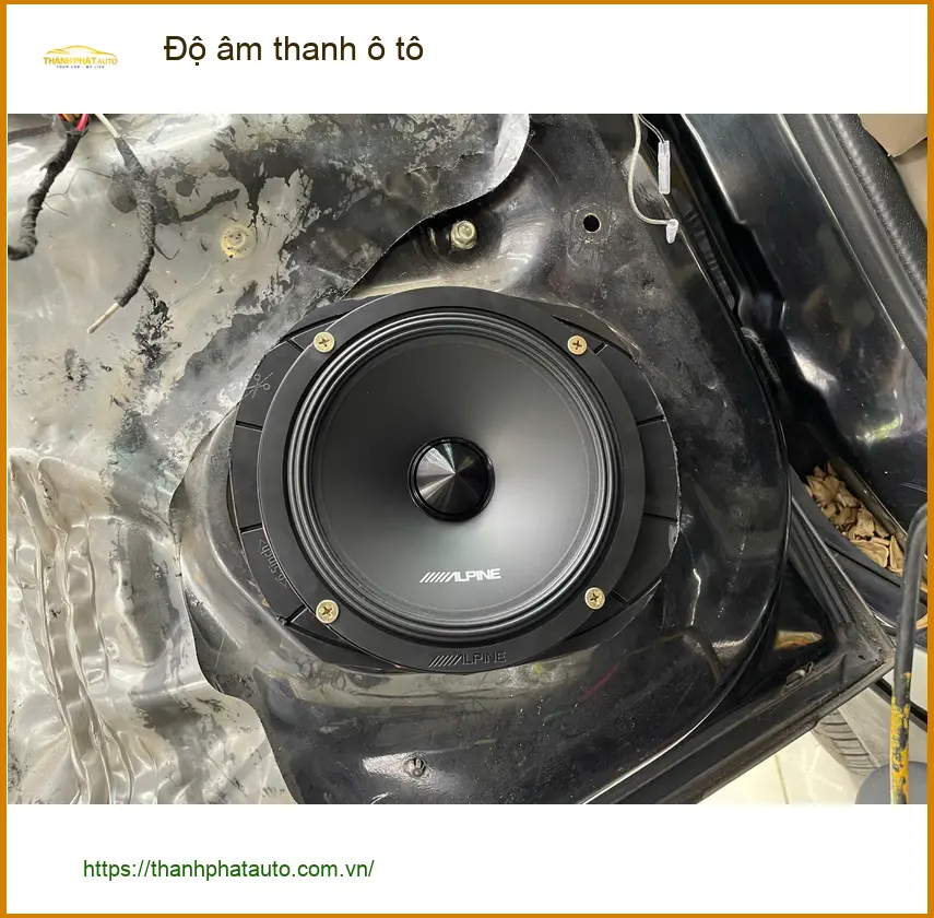 Anh Minh độ âm thanh ô tô Hyundai Accent tại Quận 5 vì loa zin kém chất ảnh thực tế 3