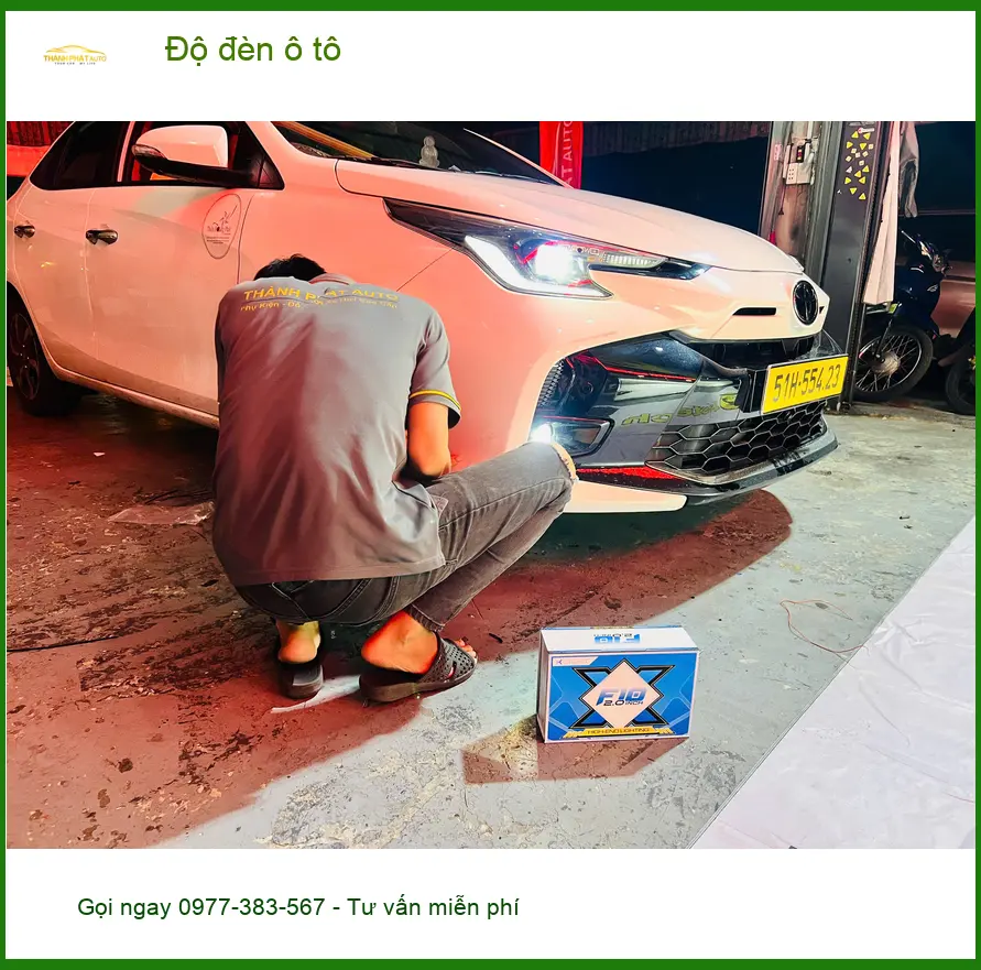 Anh Khải độ đèn ô tô Honda CRV tại Quận Tân Bình vì đèn zin mờ, khó quan sát khi trời tối ảnh thực tế 2