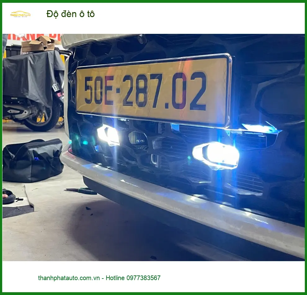Anh Duy nâng cấp đèn ô tô Toyota Camry tại Quận Phú Nhuận để cải thiện tầm nhìn ảnh thực tế 3