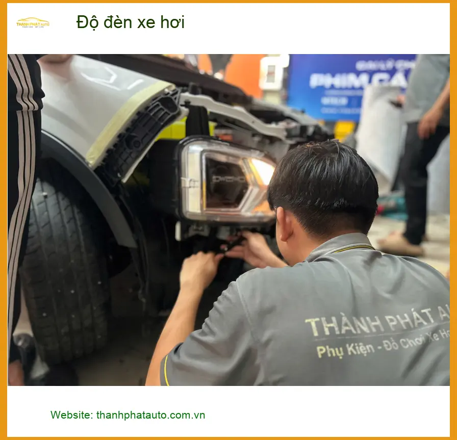 Anh Lộc độ đèn xe hơi Honda CR-V Quận Tân Bình để cải thiện tầm nhìn ban đêm