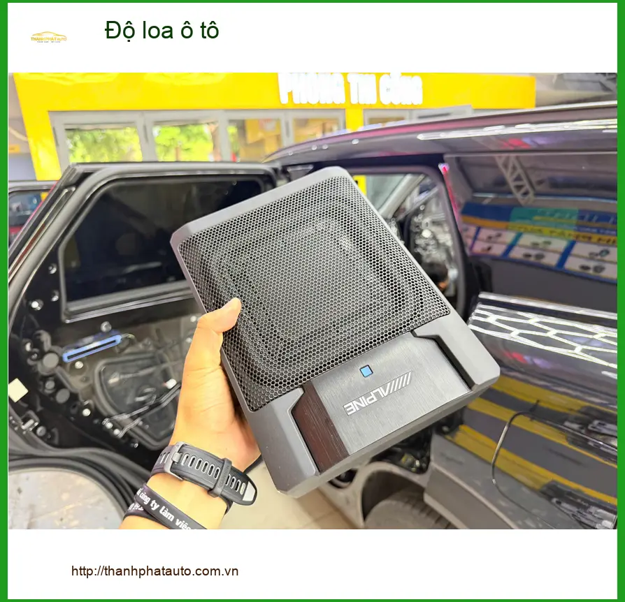 Anh Minh độ loa ô tô cho Hyundai Santa Fe tại Thủ Đức để nâng tầm trải nghiệm âm thanh ảnh thực tế 4