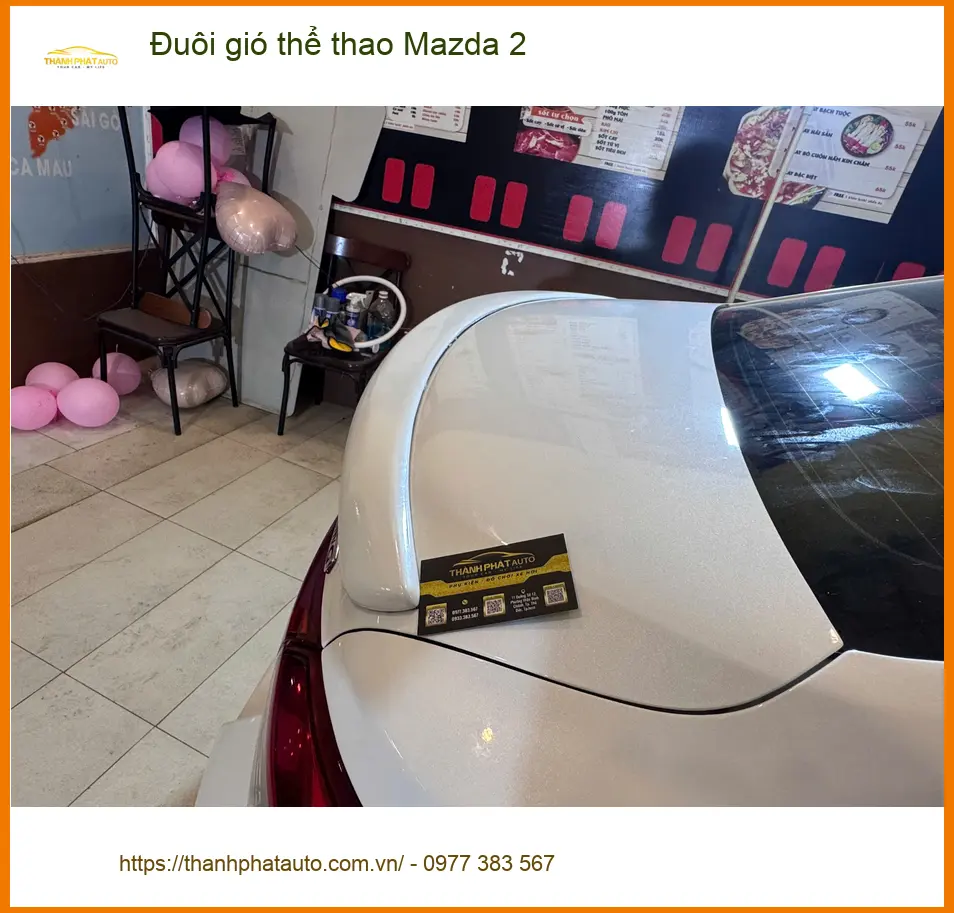 Anh Minh lắp đuôi gió thể thao Mazda 2 tại Quận Gò Vấp để tăng vẻ đẹp xe ảnh thực tế 2