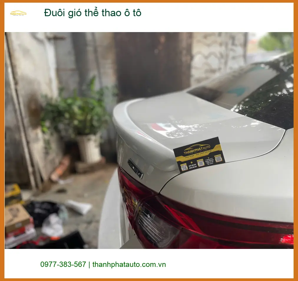 Anh Kiên lắp đuôi gió thể thao ô tô cho Mazda 3 tại Quận Bình Tân để xe thêm cá tính ảnh thực tế 3